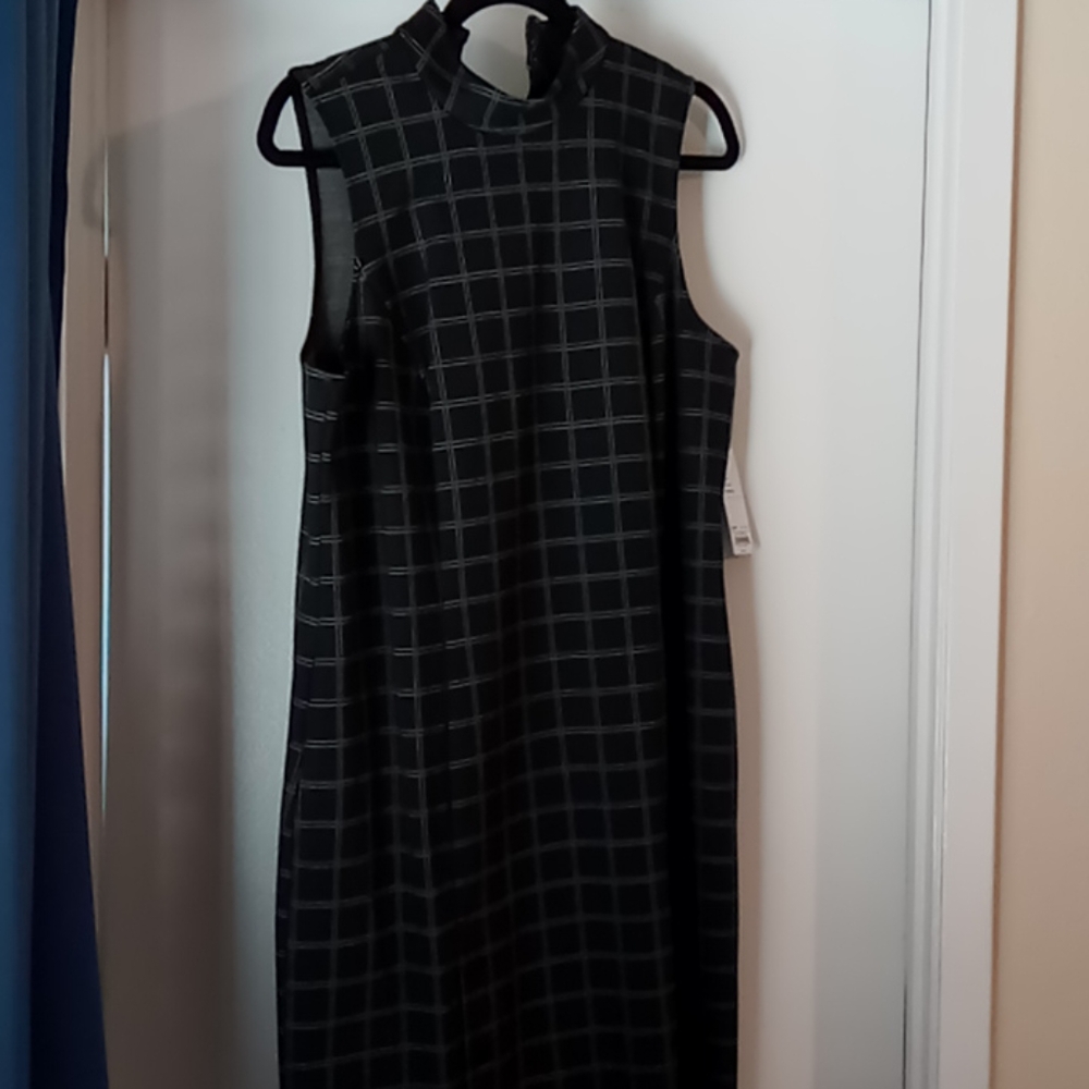 NWT Apt9 large women's sleeveless dress